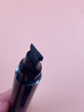 Load image into Gallery viewer, Stamp eyeliner with eraser pen