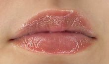 Load image into Gallery viewer, Clear hemp hydrating lip gloss